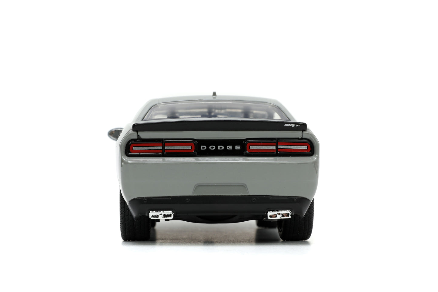 Tom & Jerry 2015 Dodge Challenger Hellcat 1:24 Scale Die Cast Vehicle with Jerry Figure